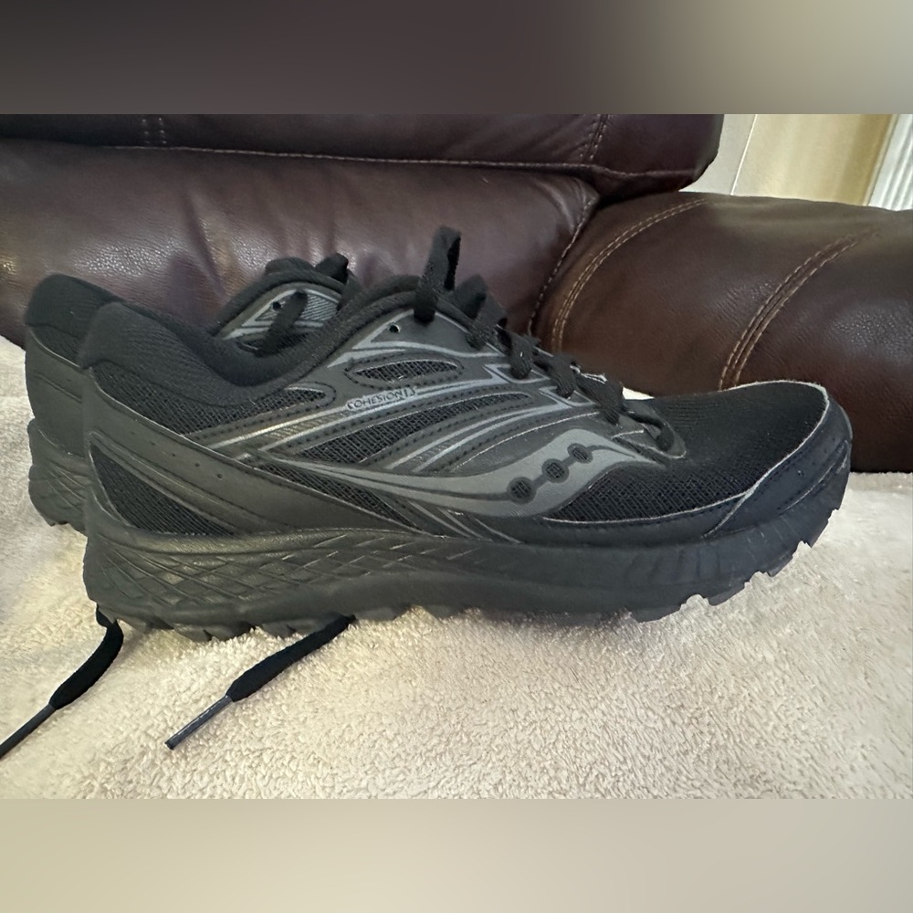 Saucony Men's Black Hiking/Trail Sneakers